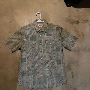 Levi's Green Patterned Casual Shirt